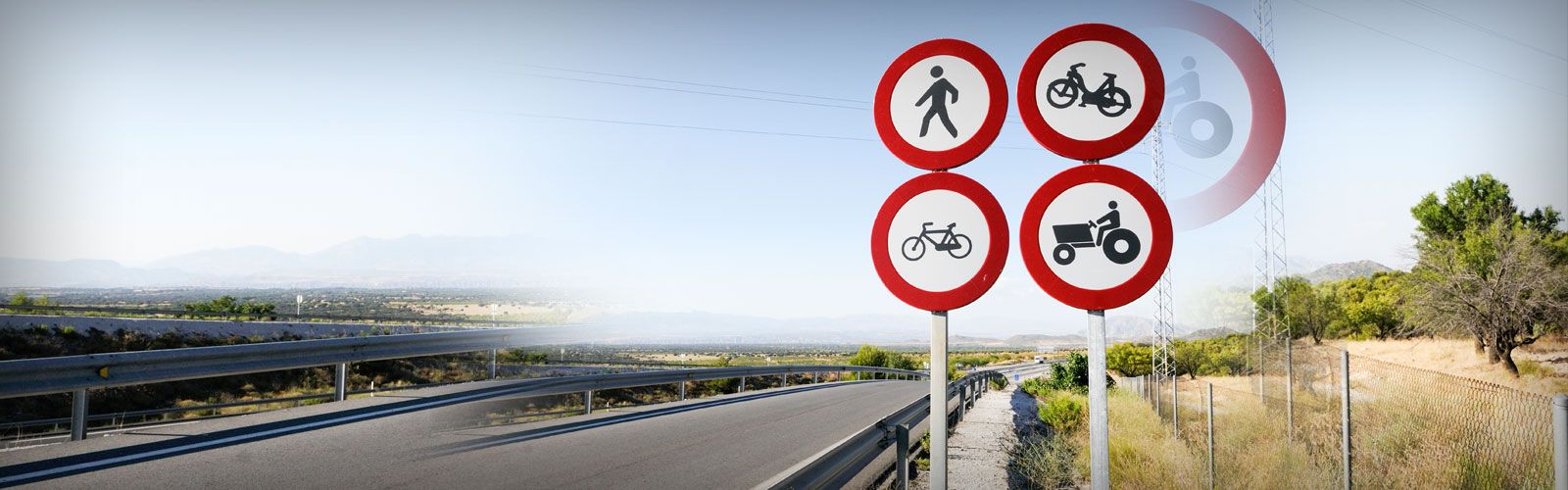 تابلوهای اطلاعاتی، تابلوهای اخطاری، تابلوهای انتظامی